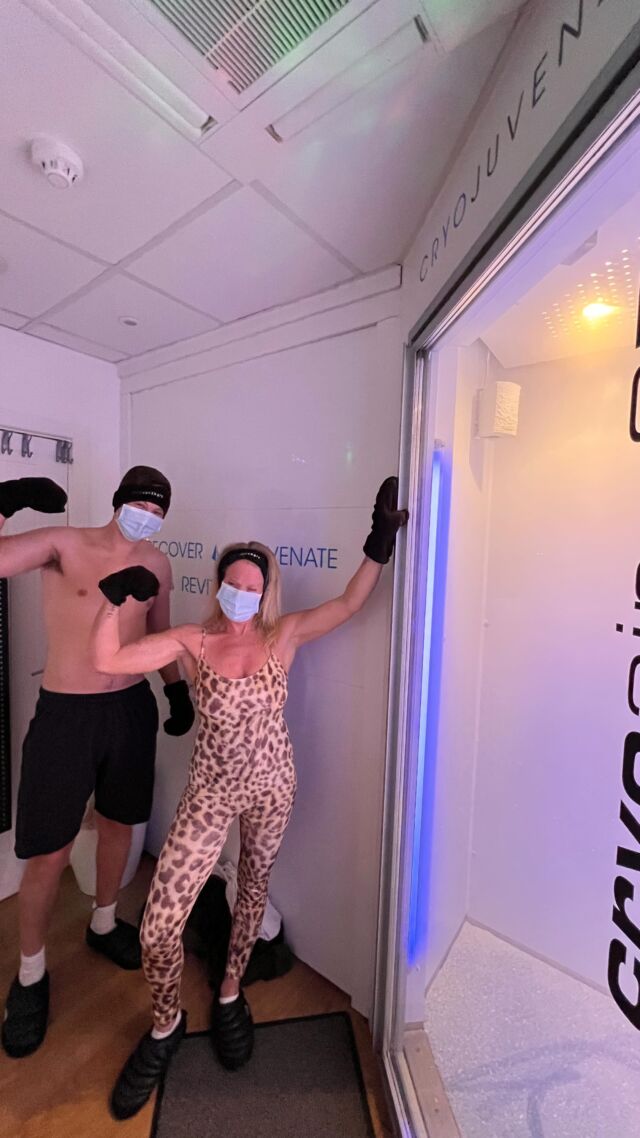 Afternoon sparring for these two champs 🥊 the ultimate recovery and exhilaration ❄️💥

#cryotherapy #boxingworkout #recovery #cryochamber #fitnessfun #sevenoaks #cryojuvenate #kent